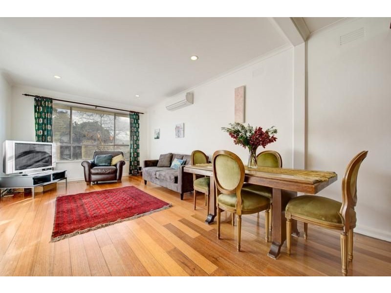 2/26 Leopold Street, Mont Albert VIC 3127
