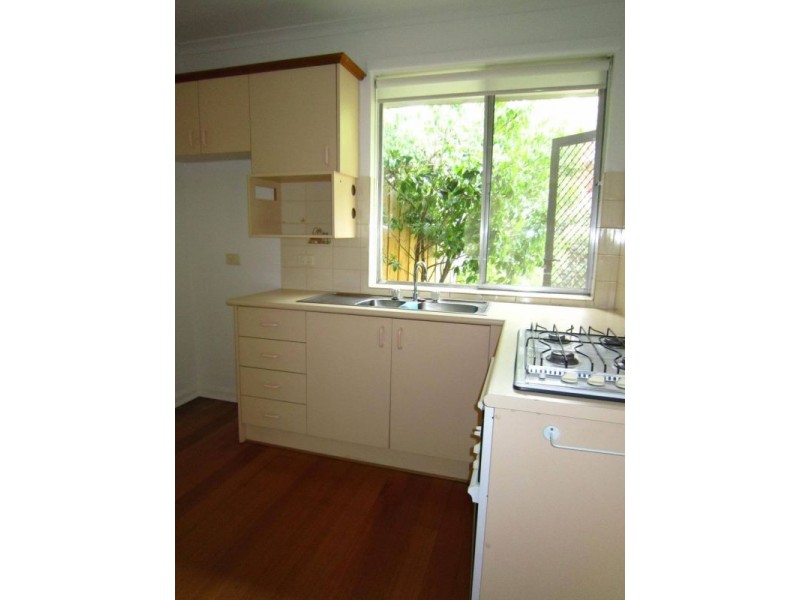 2/26 Leopold Street, Mont Albert VIC 3127