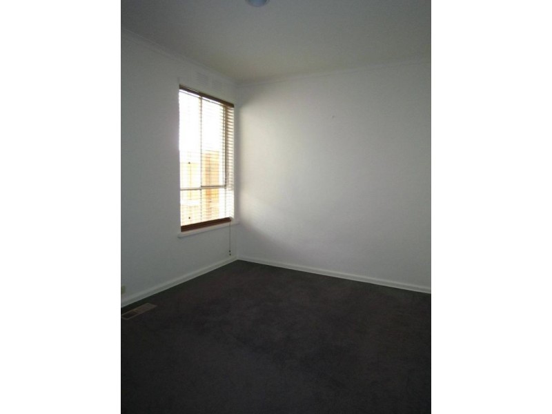 2/26 Leopold Street, Mont Albert VIC 3127