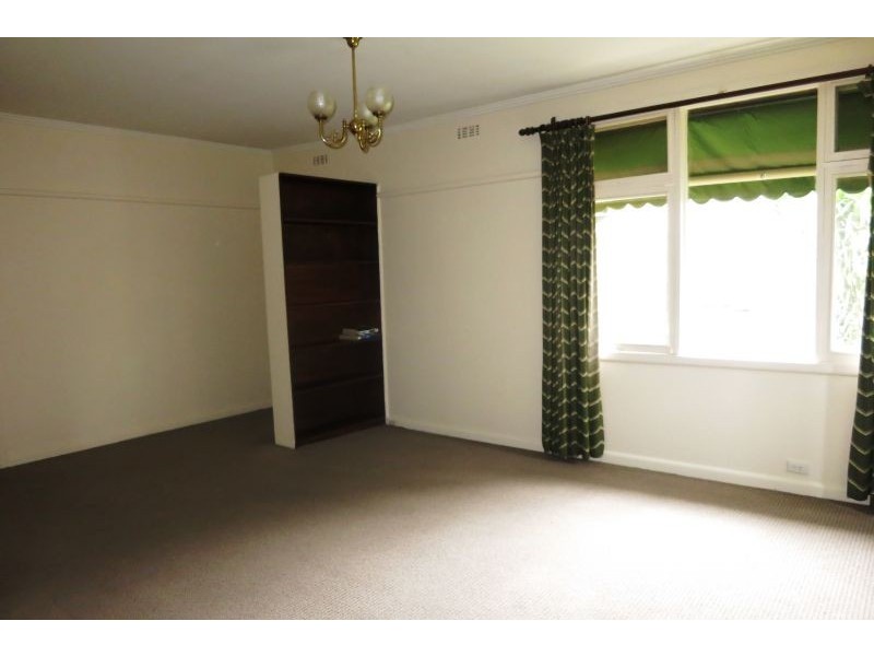 8 Clovelly Court, Balwyn North VIC 3104