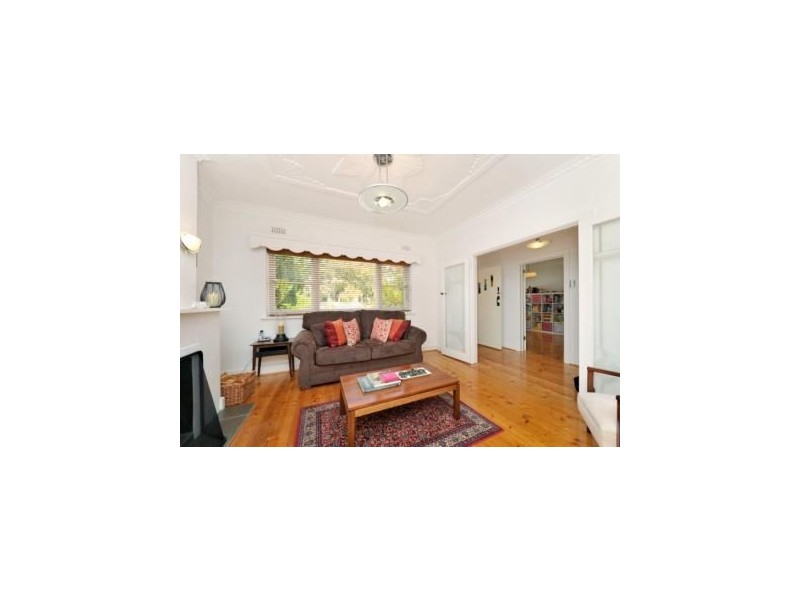 3 Chestnut Street, Surrey Hills VIC 3127