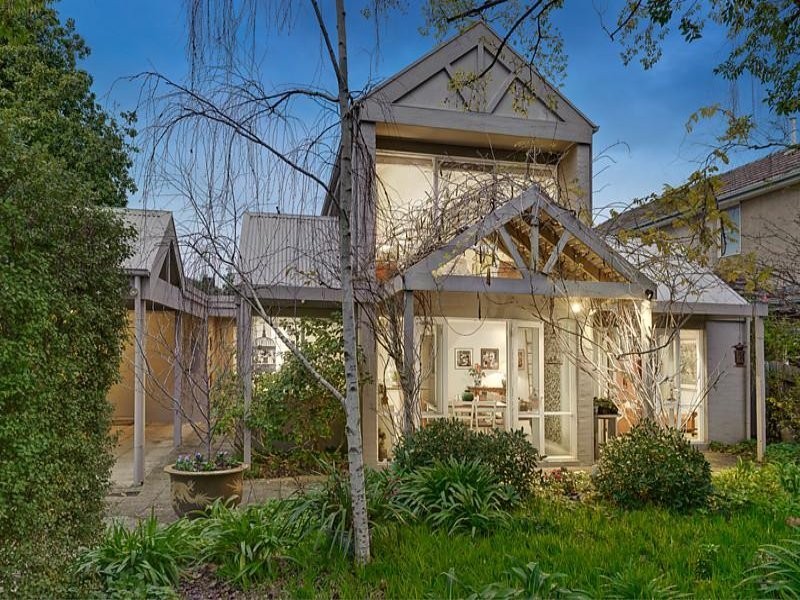 1 Flinders Ave, Canterbury VIC 3126