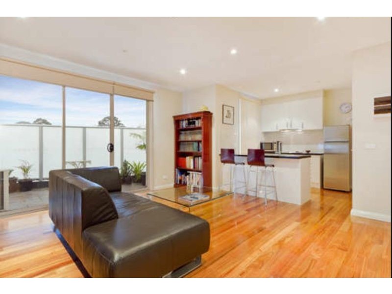 207/662 Whitehorse Road, Mont Albert VIC 3127