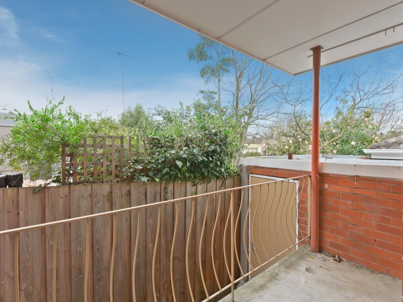 3/8 Willow Grove, Canterbury VIC 3126