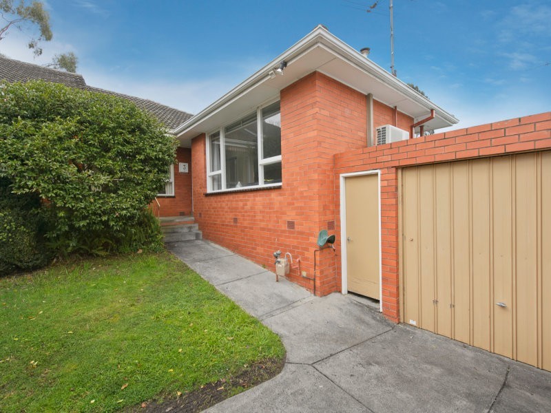 3/8 Willow Grove, Canterbury VIC 3126