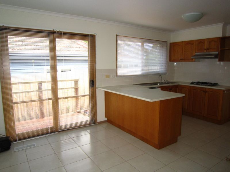 2/35 Tyrrell Street, Mont Albert North VIC 3129