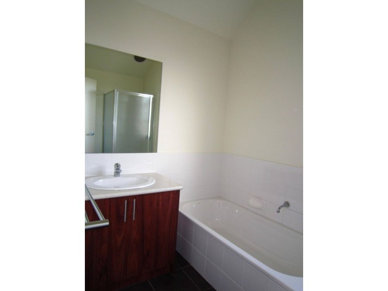 13C Puerta Street, Burwood VIC 3125