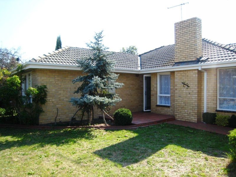 23 Victor Crescent, Forest Hill VIC 3131