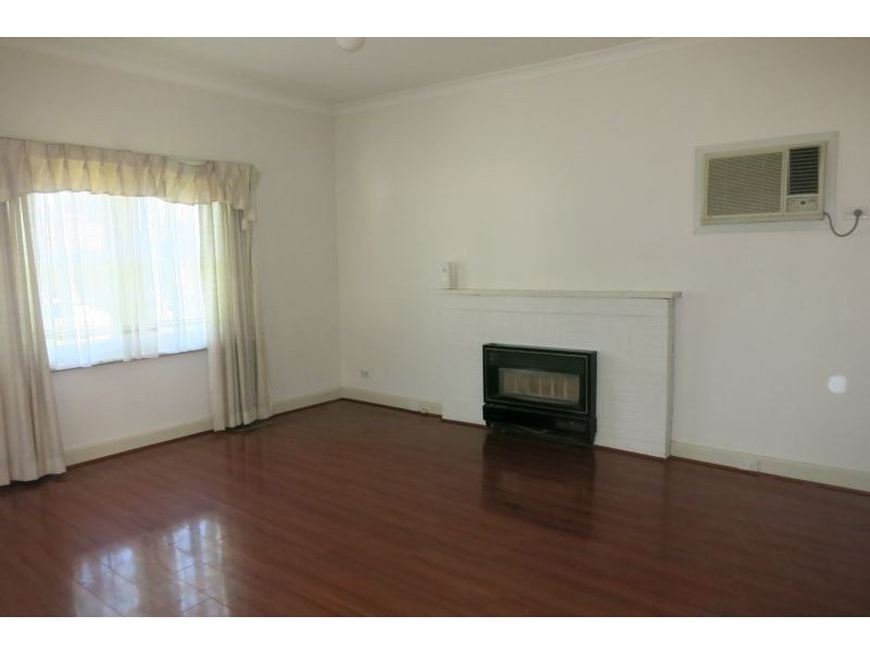 17 Hirst Street, Blackburn VIC 3130