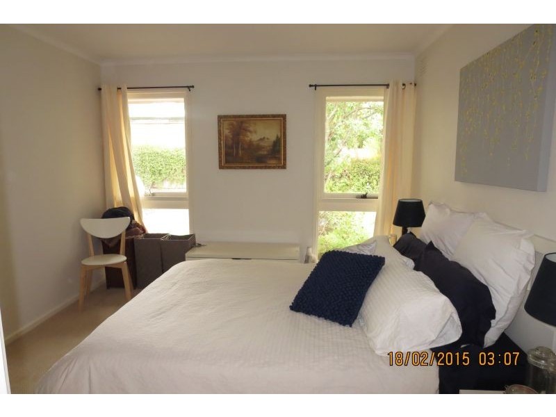 2/1 Cherryhinton Road, Box Hill VIC 3128