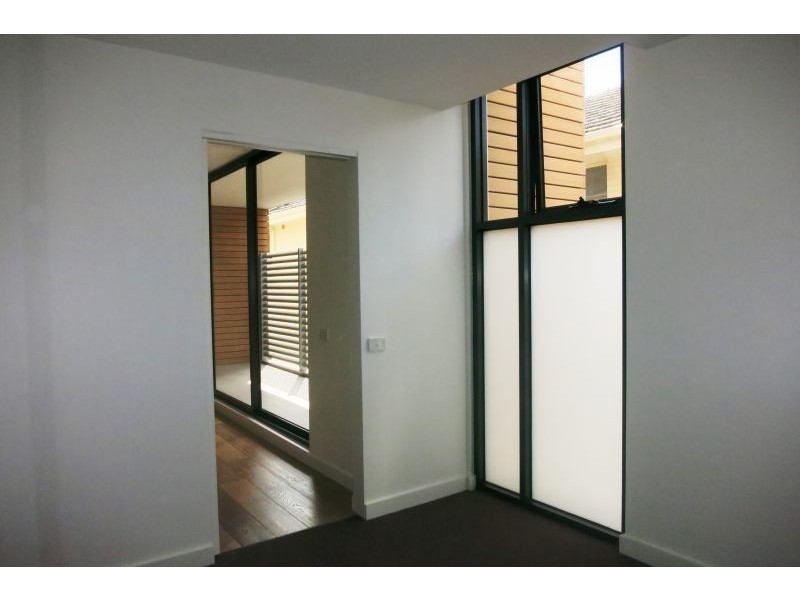 1.03/20 Weir Street, Balwyn VIC 3103