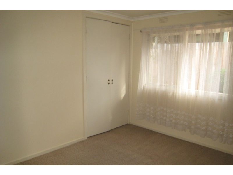 2/25 Grace Street, Mont Albert VIC 3127