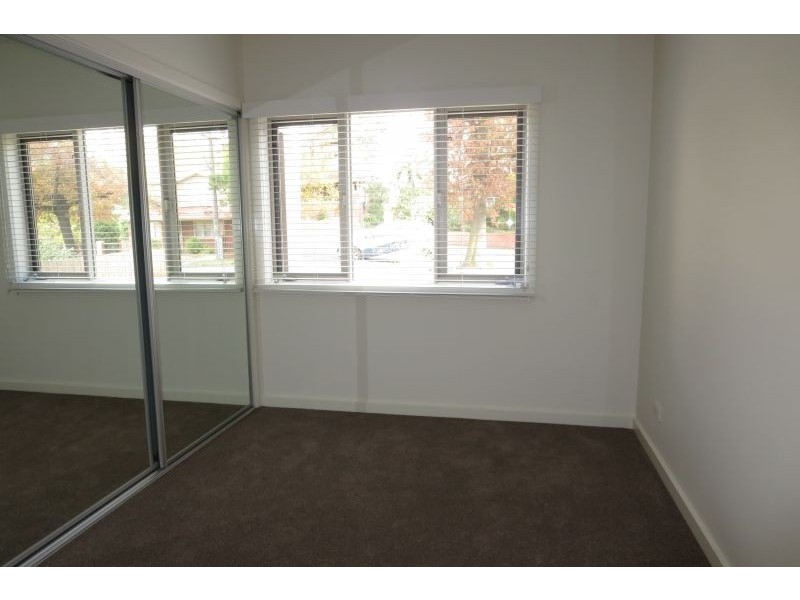 13 Glen Iris Road, Camberwell VIC 3124