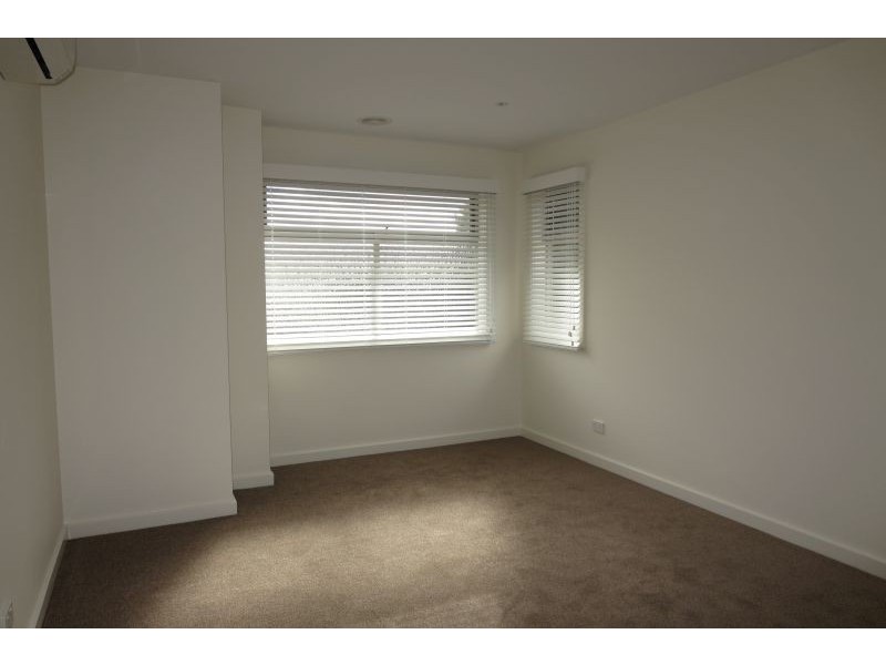 13 Glen Iris Road, Camberwell VIC 3124