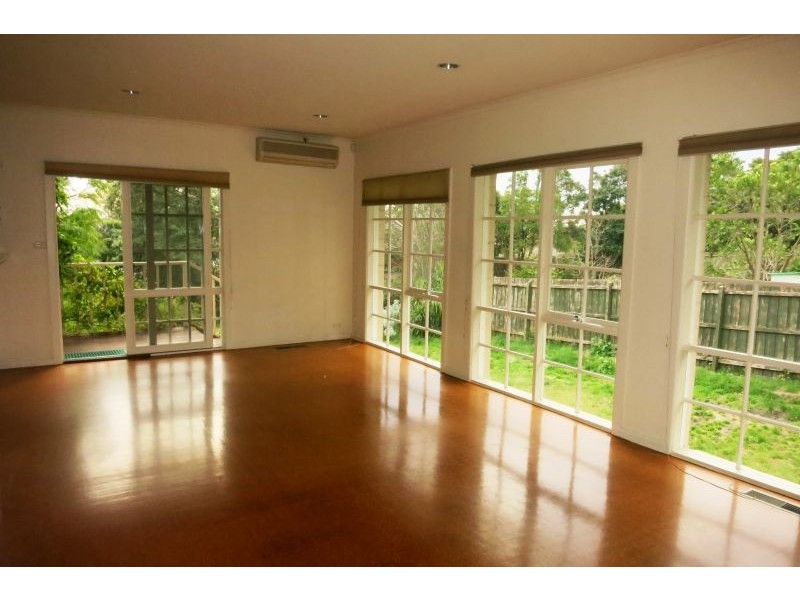 8 Bruce Street, Balwyn VIC 3103