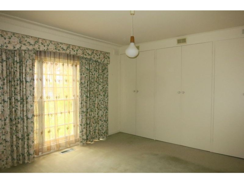 8 Bruce Street, Balwyn VIC 3103