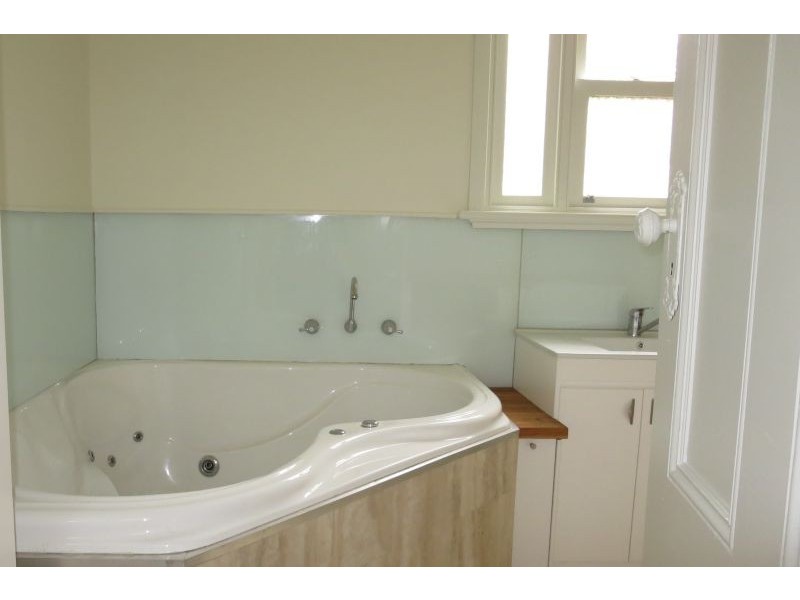 30 Guildford Road, Surrey Hills VIC 3127