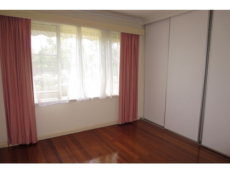 1/10A Oak Street, Surrey Hills VIC 3127