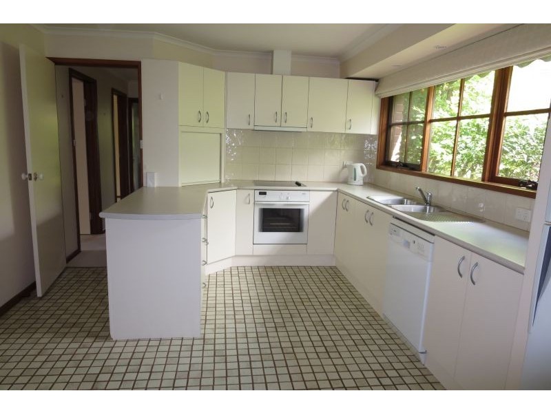 1/25 Matlock Street, Canterbury VIC 3126