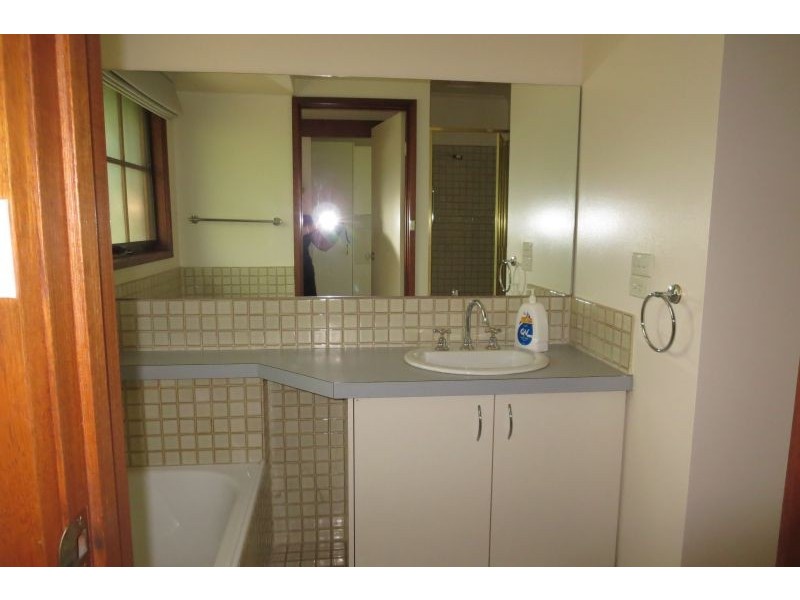 1/25 Matlock Street, Canterbury VIC 3126