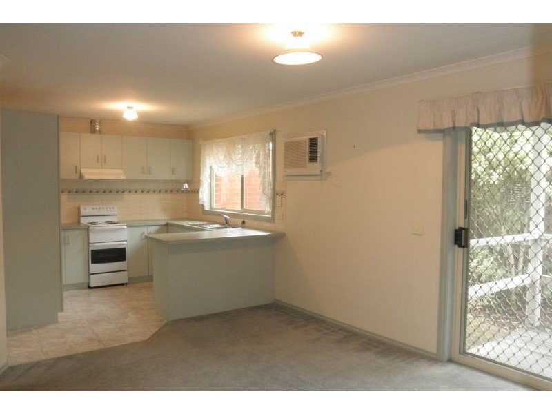 2/490 Middleborough Road, Blackburn North VIC 3130