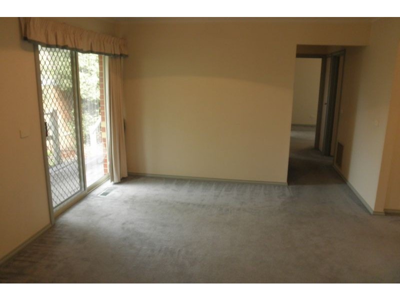 2/490 Middleborough Road, Blackburn North VIC 3130