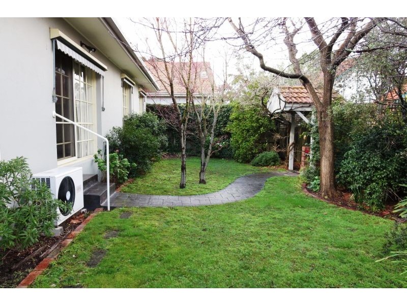 14 Belford Avenue, Kew East VIC 3102