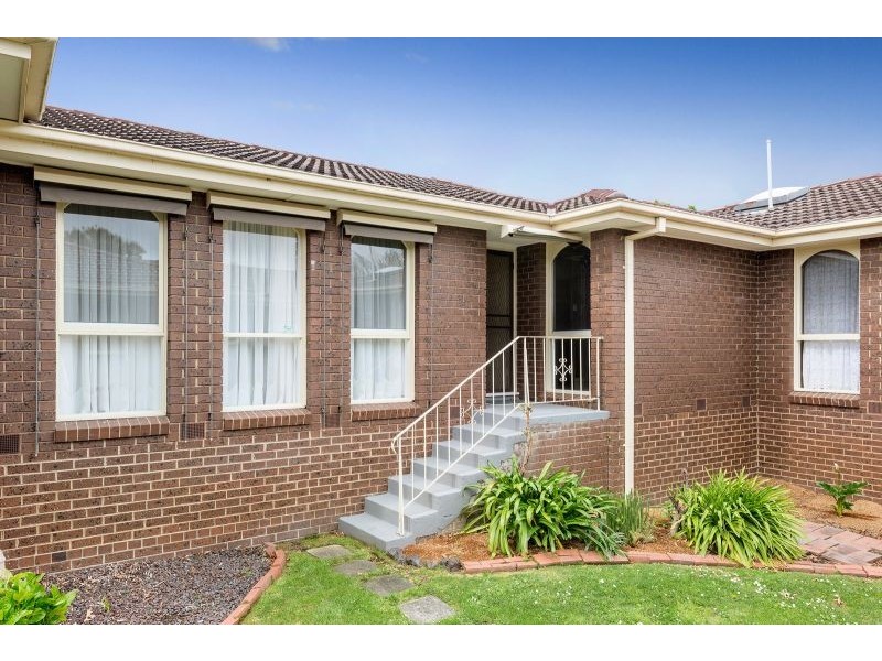 2/33 Thames Street, Box Hill VIC 3128