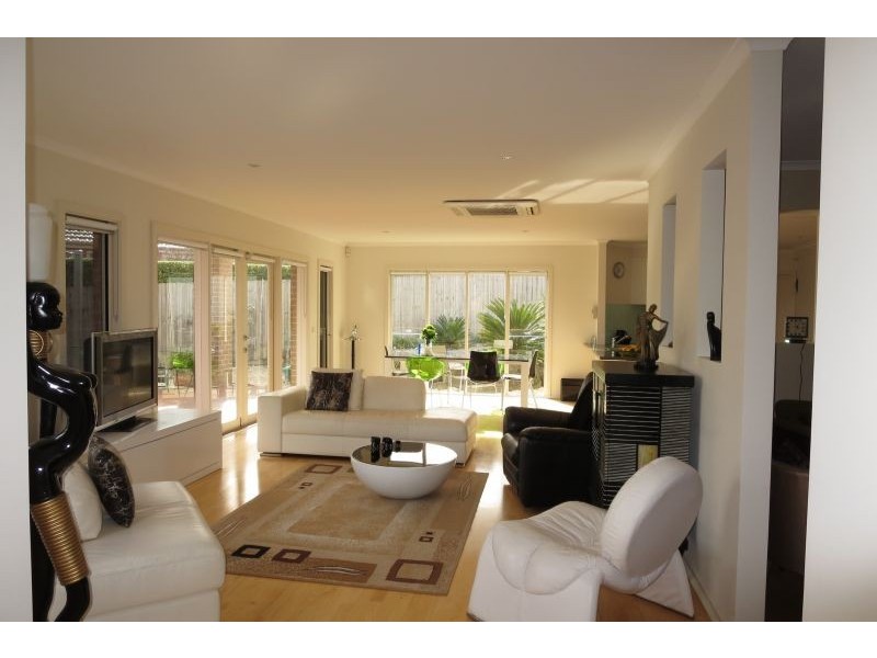 5/11 Yarrbat Ave, Balwyn VIC 3103