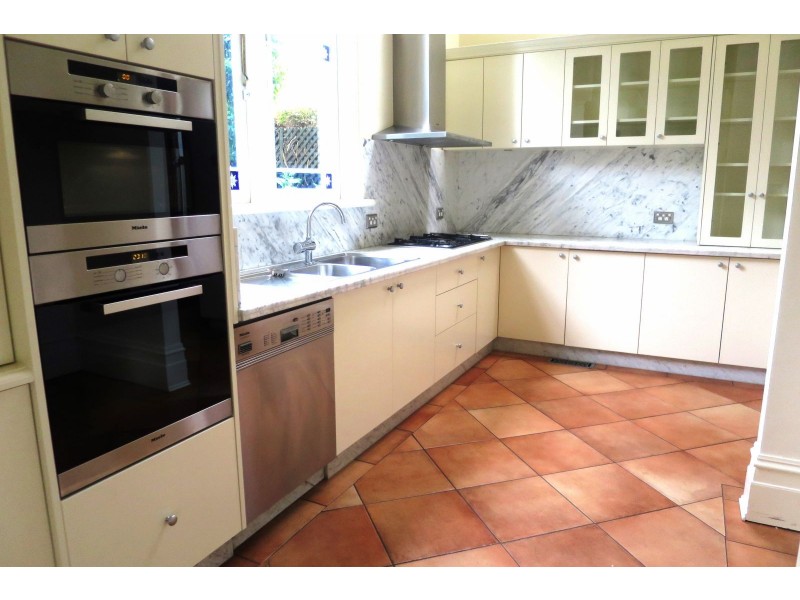 15 Broadway, Camberwell VIC 3124
