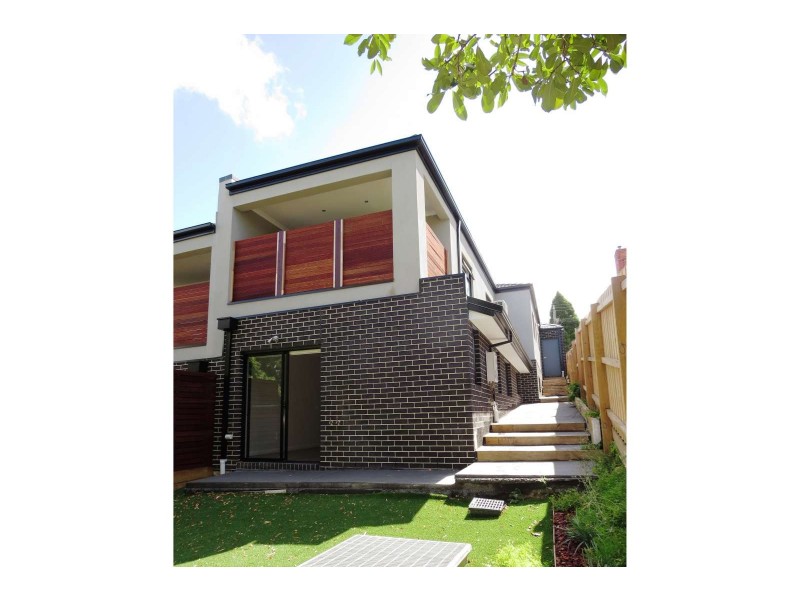 2/11 Sylvander Street, Balwyn North VIC 3104