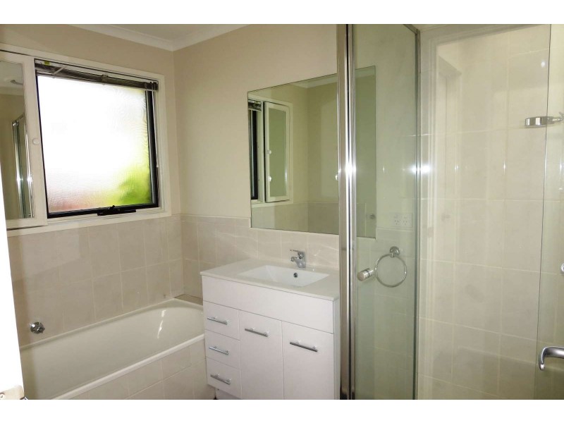 42 Jull Parade, Ringwood North VIC 3134