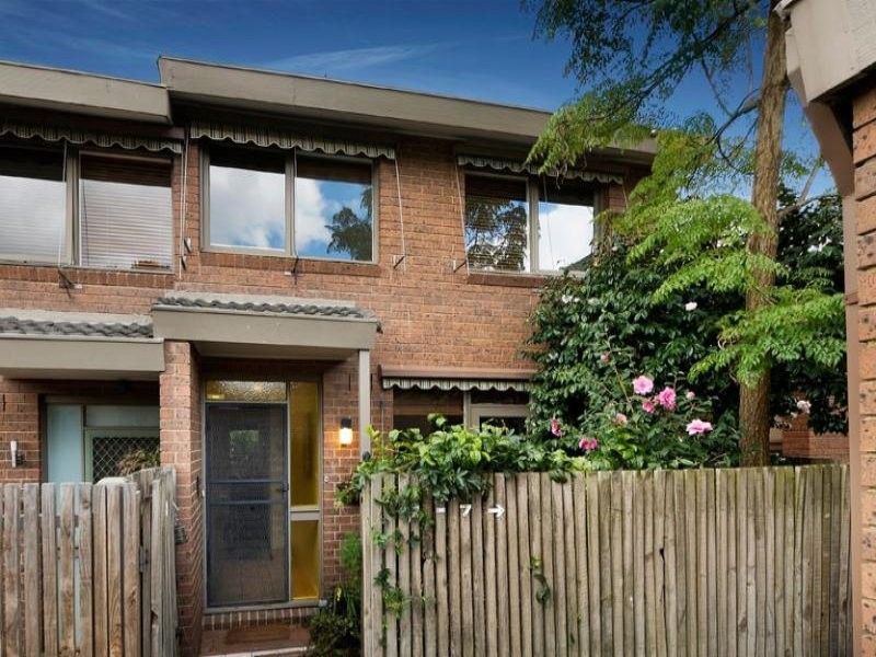 8/7-13 Kireep Road, Balwyn VIC 3103