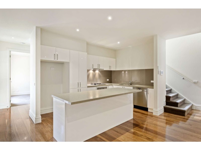 1/2 Tyrrell Avenue, Blackburn VIC 3130