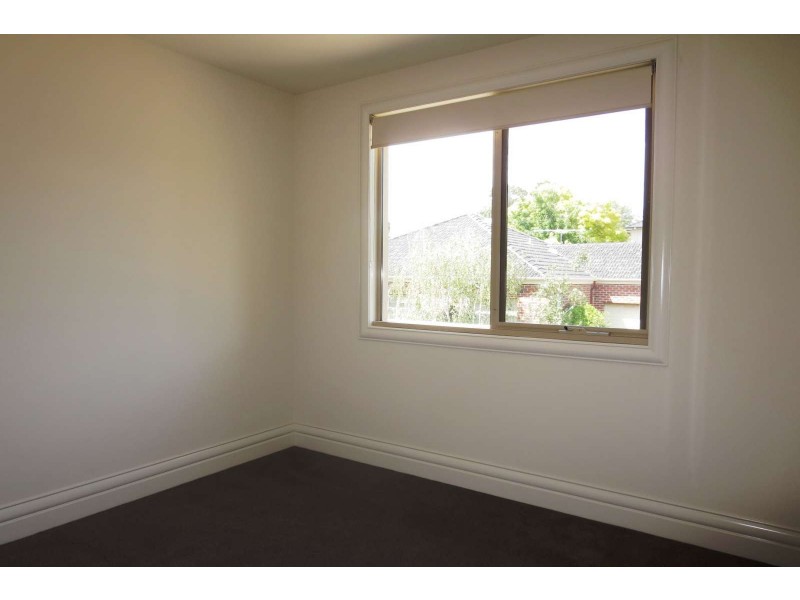 2/2 Tyrrell Avenue, Blackburn VIC 3130