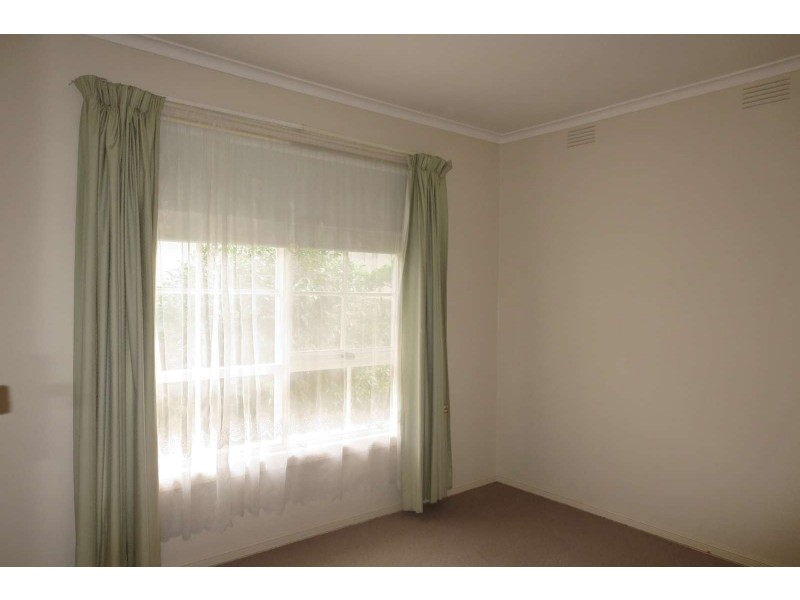 2/17 Kingsley Crescent, Mont Albert VIC 3127