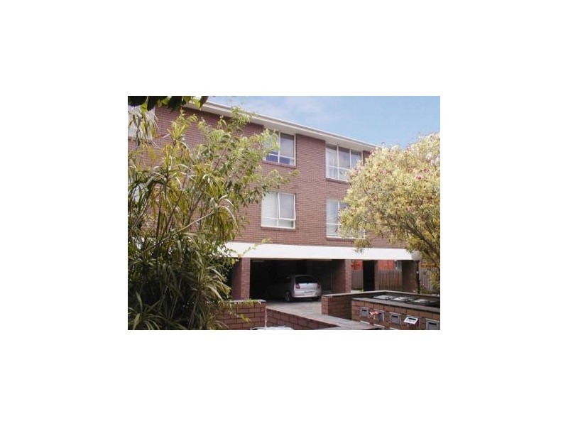 2/46 Elphin Grove, Hawthorn VIC 3122