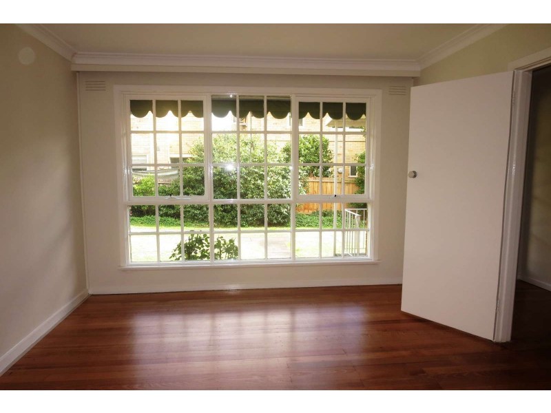 3/58 Windsor Crerscent, Surrey Hills VIC 3127