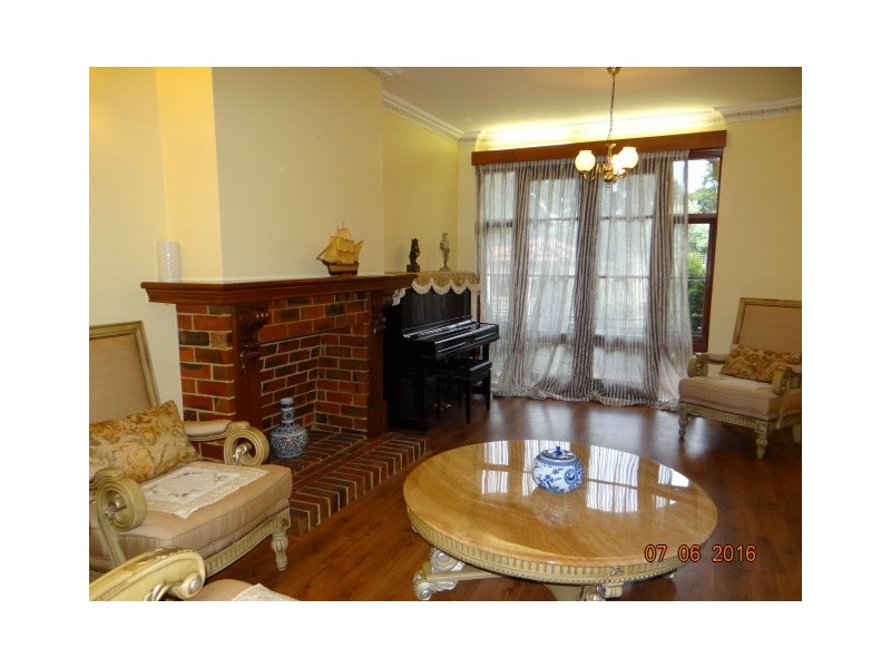 81 Leura Grove, Hawthorn East VIC 3123