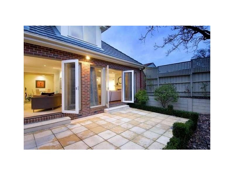 1 Chertsey Street, Surrey Hills VIC 3127