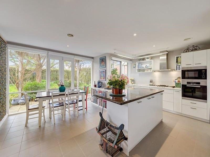 1 Flinders Ave, Canterbury VIC 3126