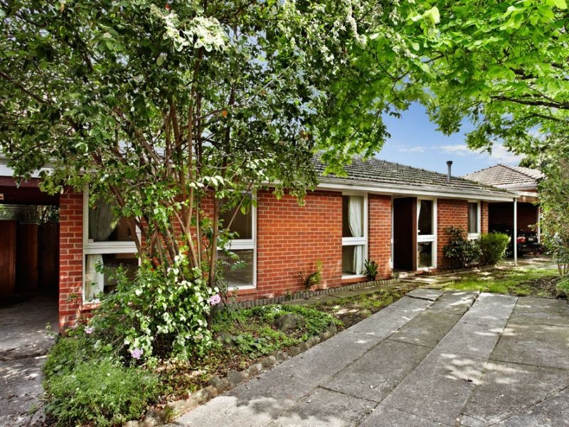 2/1 Cherryhinton Street, Box Hill VIC 3128