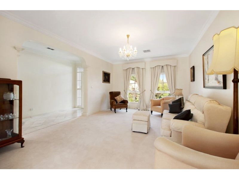 2/43 Yerrin Street, Balwyn VIC 3103