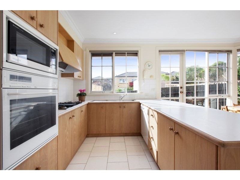 2/43 Yerrin Street, Balwyn VIC 3103