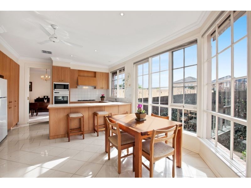 2/43 Yerrin Street, Balwyn VIC 3103