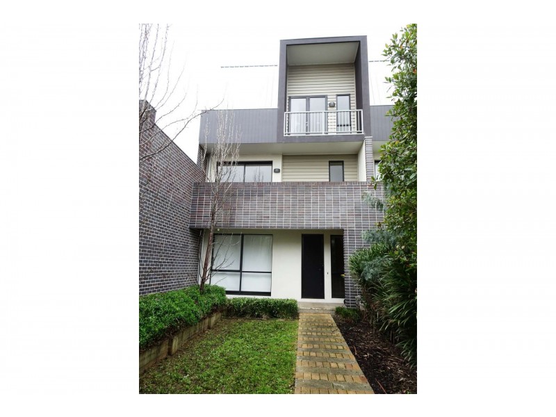 30 McDougall Drive, Footscray VIC 3011