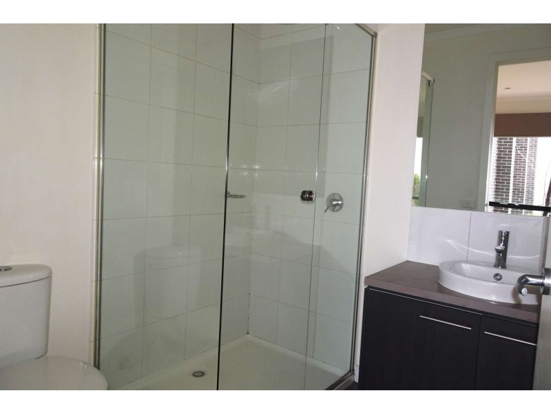 30 McDougall Drive, Footscray VIC 3011