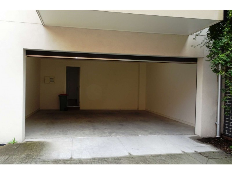 30 McDougall Drive, Footscray VIC 3011