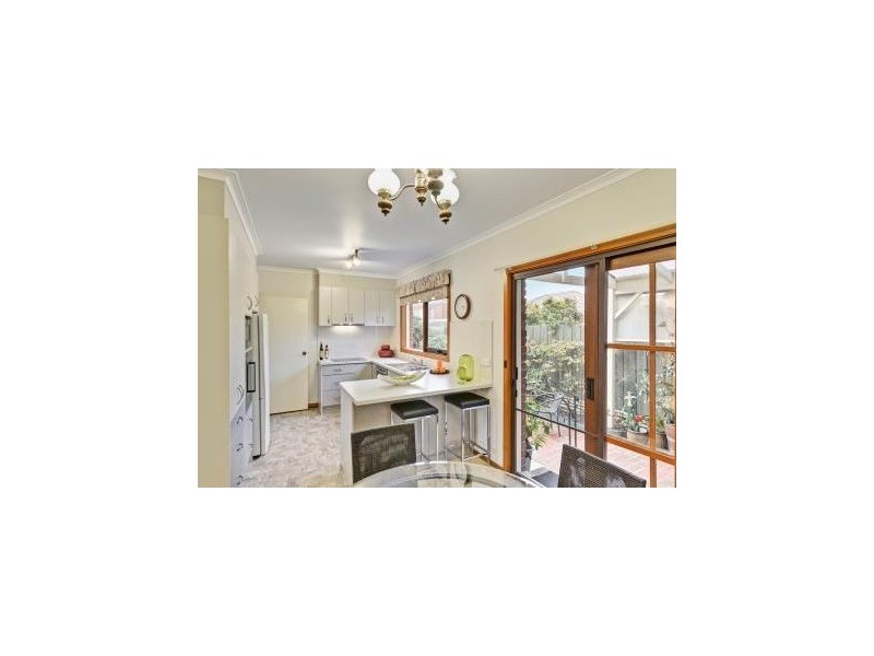 2/52 Nungerner Street, Balwyn VIC 3103