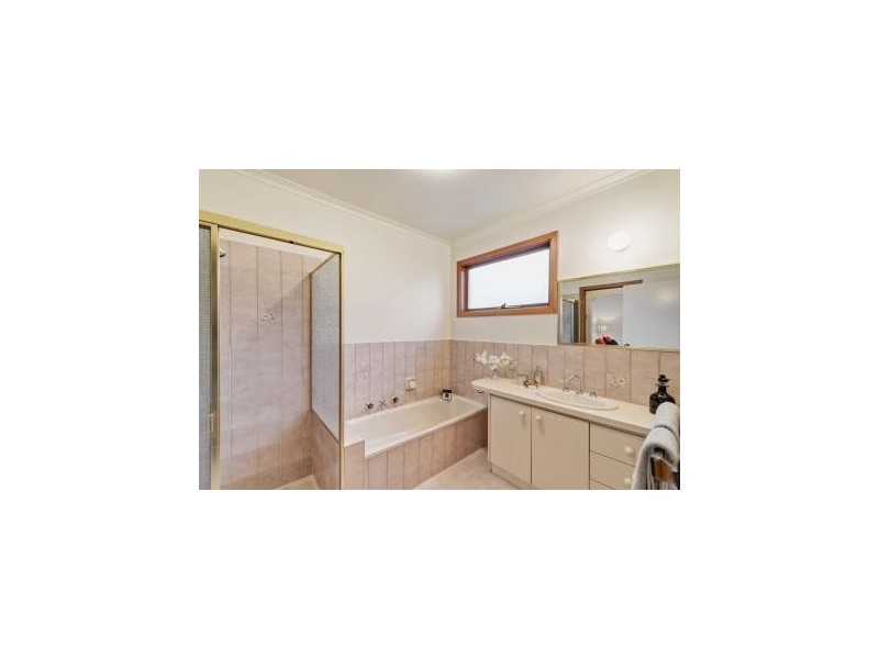 2/52 Nungerner Street, Balwyn VIC 3103